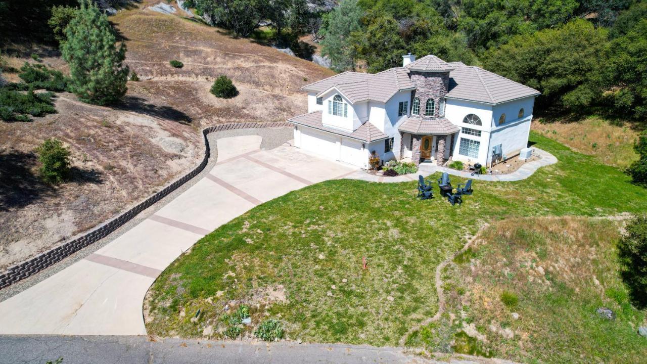 Mountain Majesty With Hot Tub, Pool Table, Generator, Ev Hookup Villa Oakhurst Dış mekan fotoğraf
