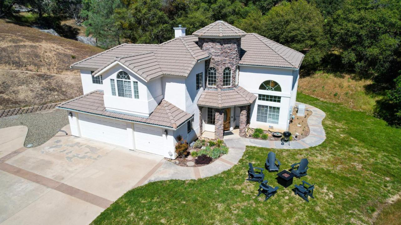 Mountain Majesty With Hot Tub, Pool Table, Generator, Ev Hookup Villa Oakhurst Dış mekan fotoğraf